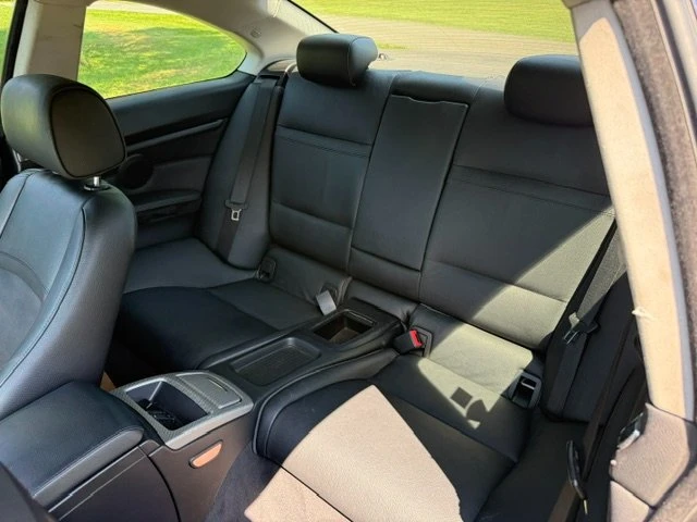 2011 BMW E90 3 Series Sedan - Image 7 of 9