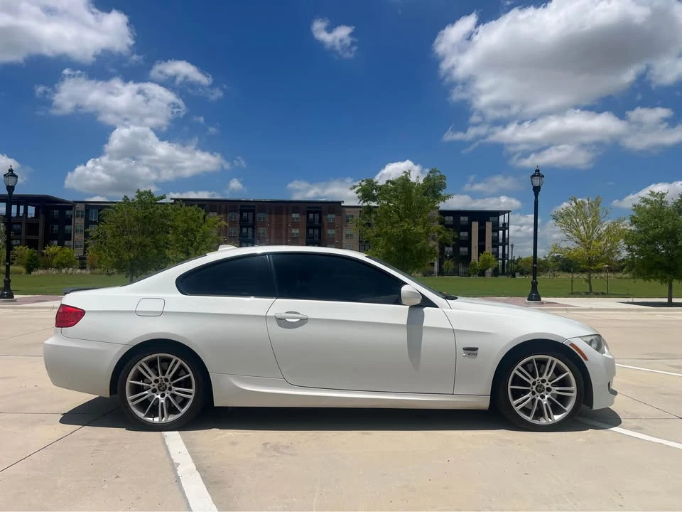 2011 BMW E90 335i Sedan - Image 2 of 11