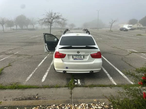 2011 BMW E90 3 Series Sedan - Image 2 of 11
