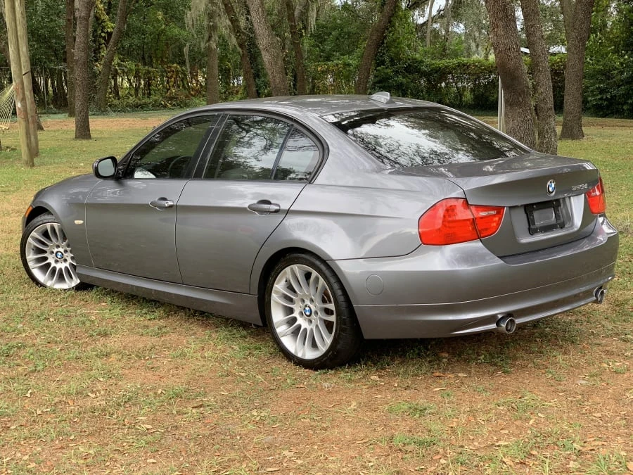 2011 BMW E90 3 Series Sedan - Image 3 of 10