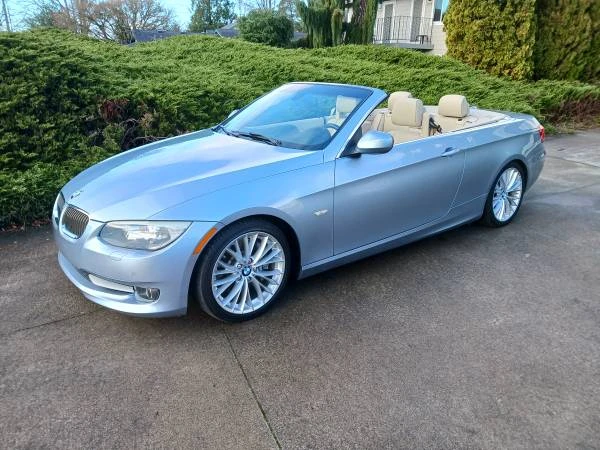 2011 BMW E93 335i Convertible - Image 3 of 18