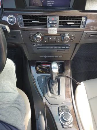 2011 BMW E93 335i Convertible - Image 11 of 16