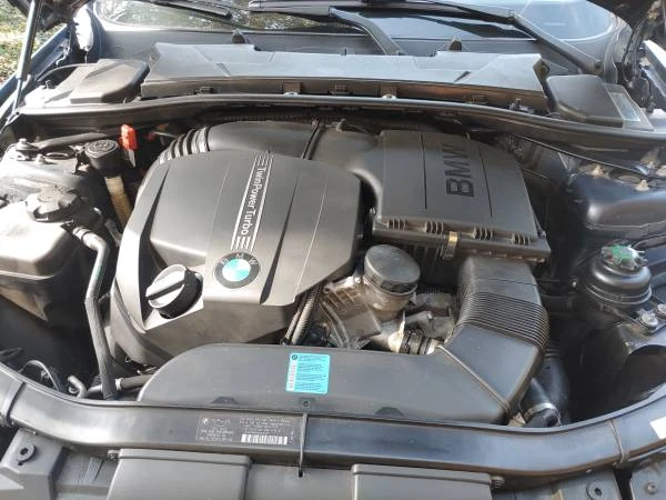 2011 BMW E93 335i Convertible - Image 13 of 16