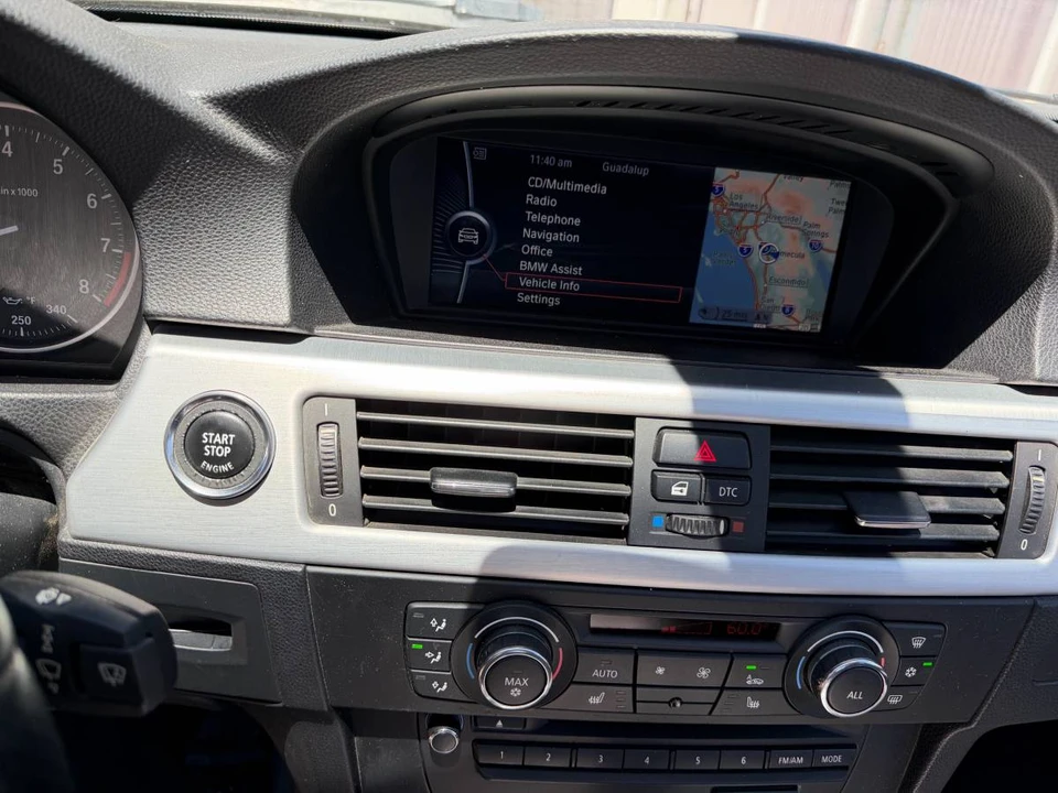 2011 BMW E93 335i Convertible - Image 8 of 10