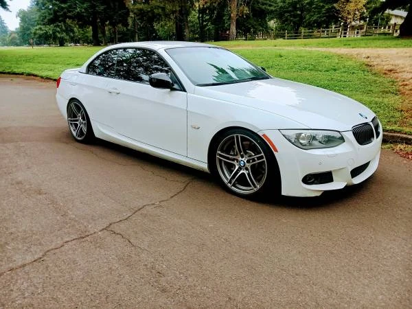 2011 BMW E93 335i Convertible - Image 5 of 20