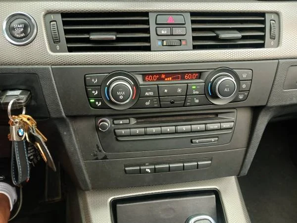2011 BMW E93 335i Convertible - Image 16 of 20