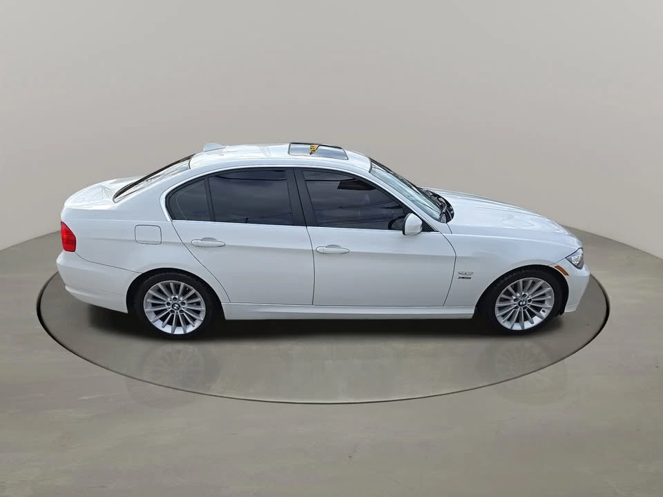 2011 BMW E90 335i Sedan - Image 5 of 11