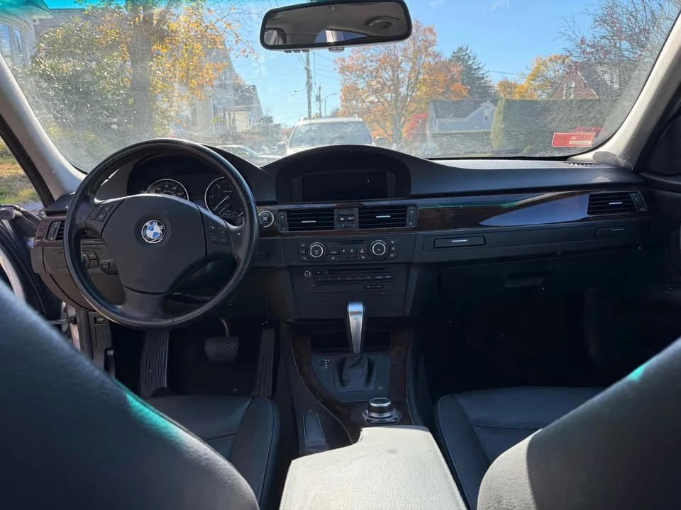 2011 BMW E90 335i Sedan - Image 5 of 10