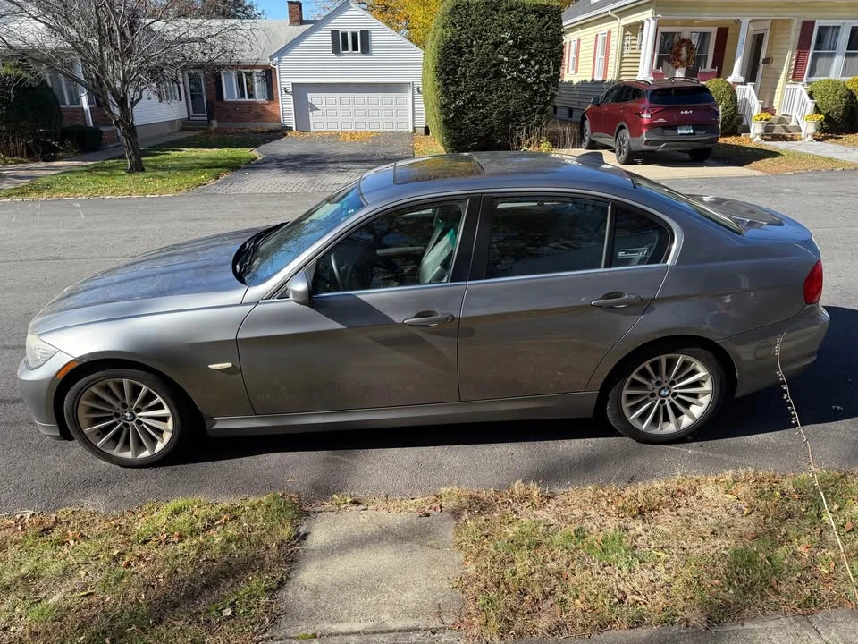 2011 BMW E90 335i Sedan - Image 2 of 10