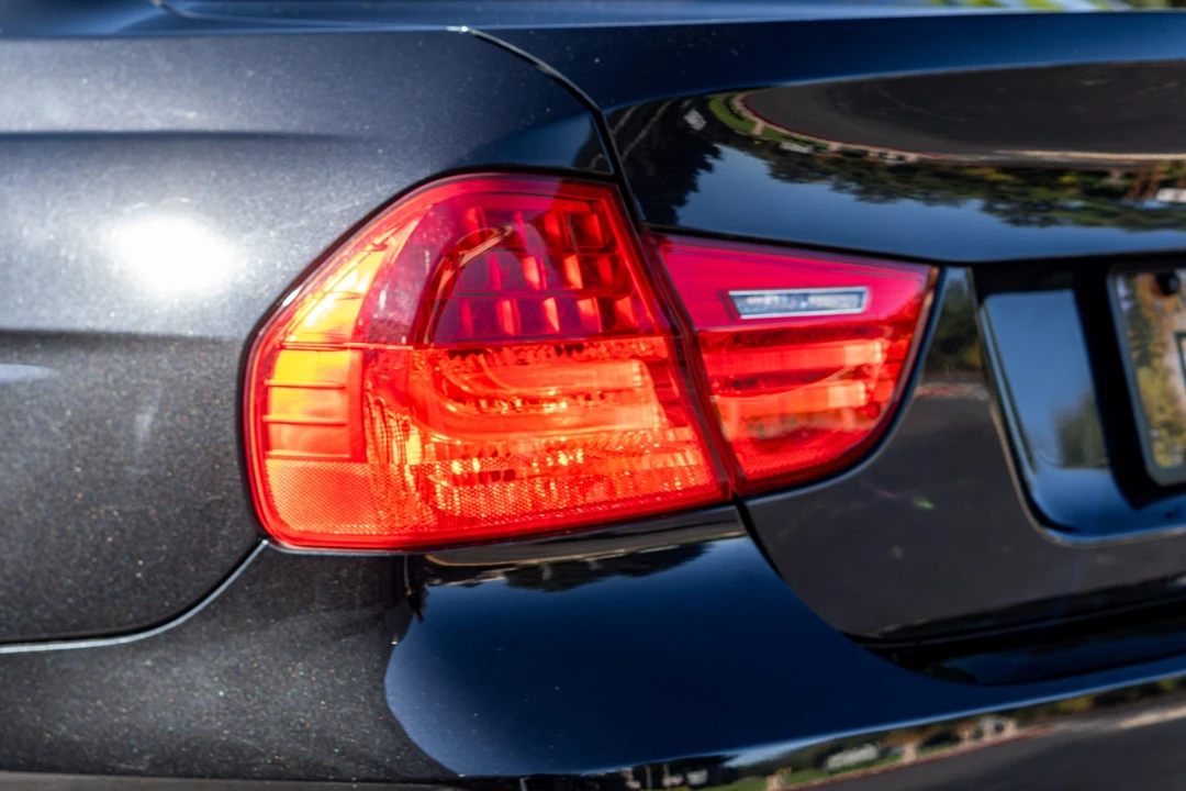 2011 BMW E90 335i Sedan - Image 21 of 31