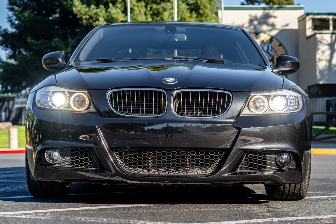 2011 BMW E90 335i Sedan - Image 4 of 31