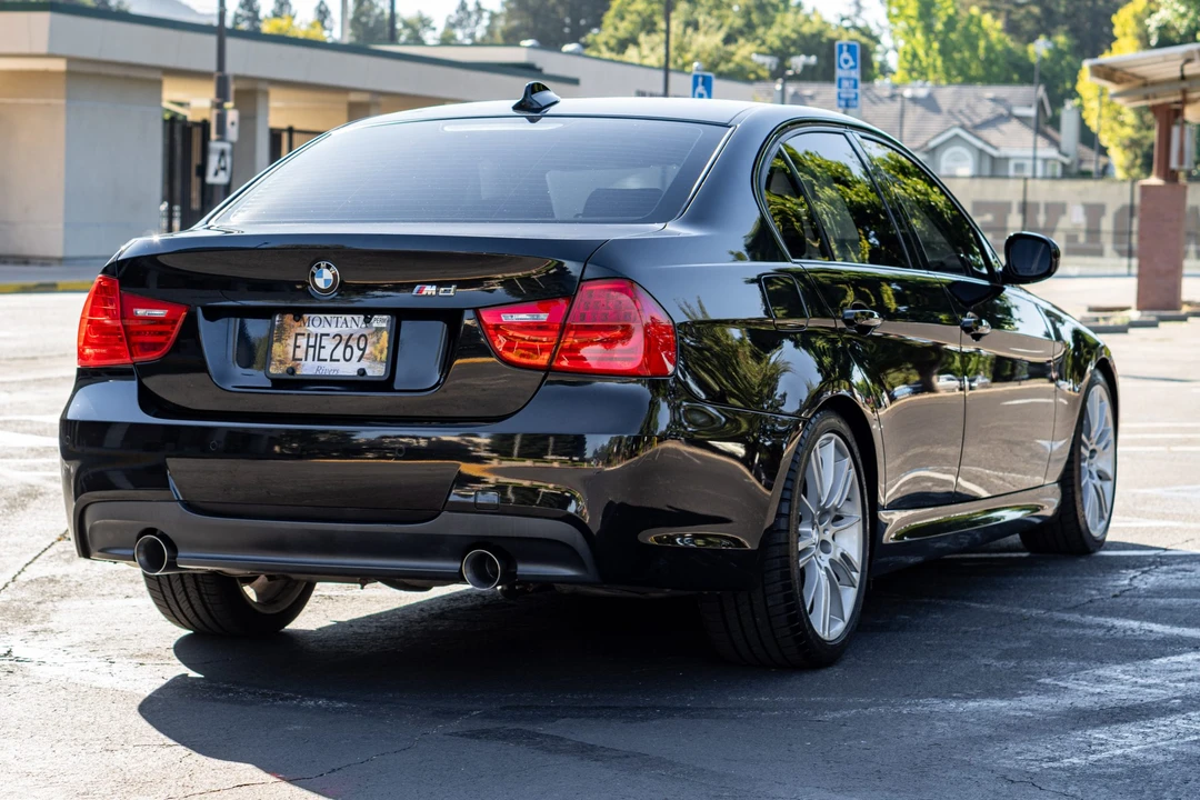 2011 BMW E90 335i Sedan - Image 9 of 31