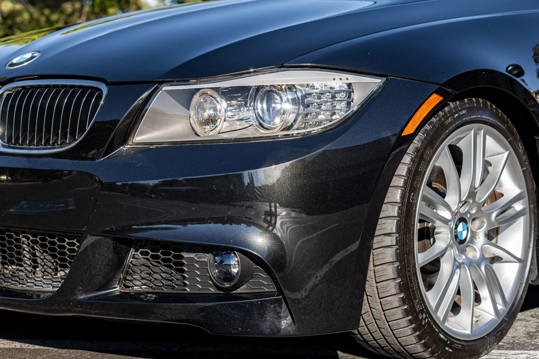 2011 BMW E90 335i Sedan - Image 13 of 31