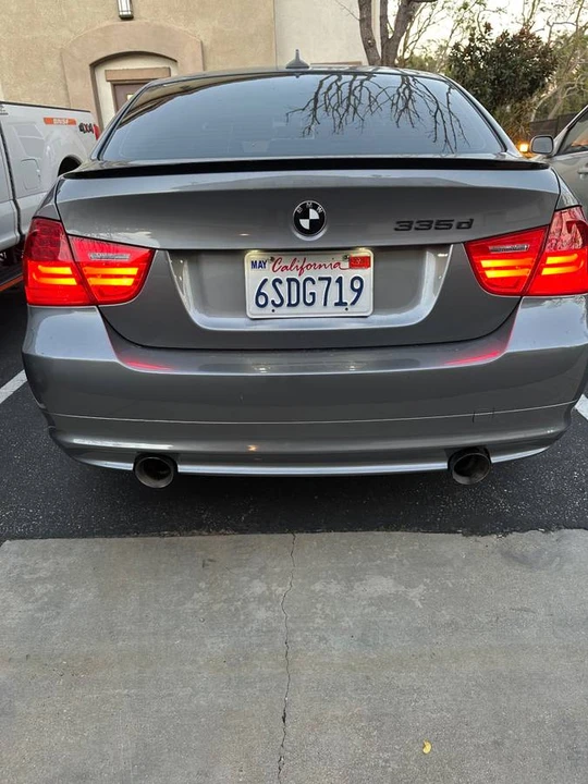 2011 BMW E90 3 Series Sedan - Image 2 of 10