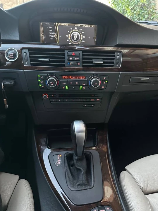 2011 BMW E90 3 Series Sedan - Image 3 of 10