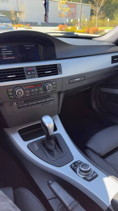 2011 BMW E90 3 Series Sedan - Image 12 of 12