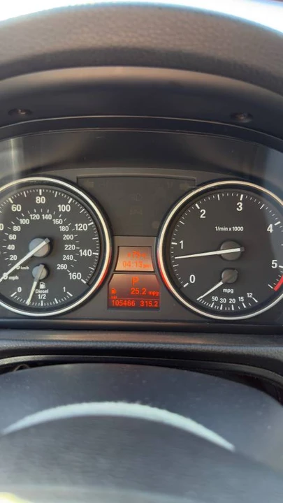 2011 BMW E90 3 Series Sedan - Image 10 of 12