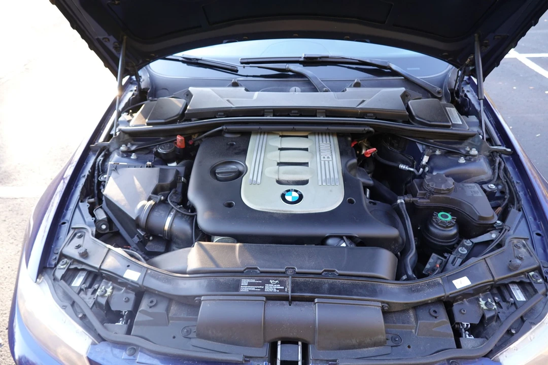 2011 BMW E90 3 Series Sedan - Image 9 of 11