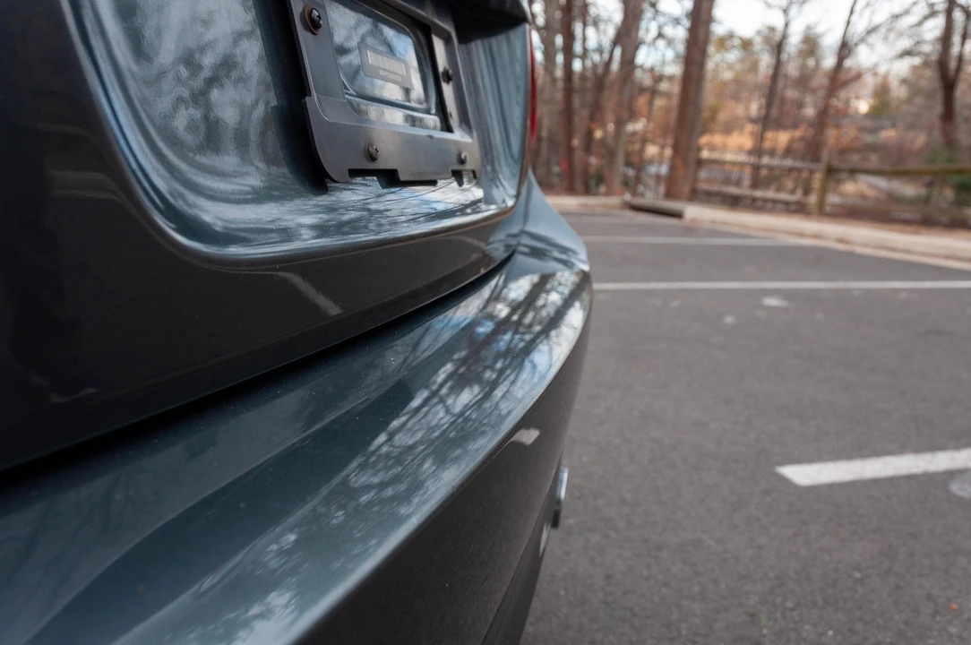 2011 BMW E90 3 Series Sedan - Image 25 of 31
