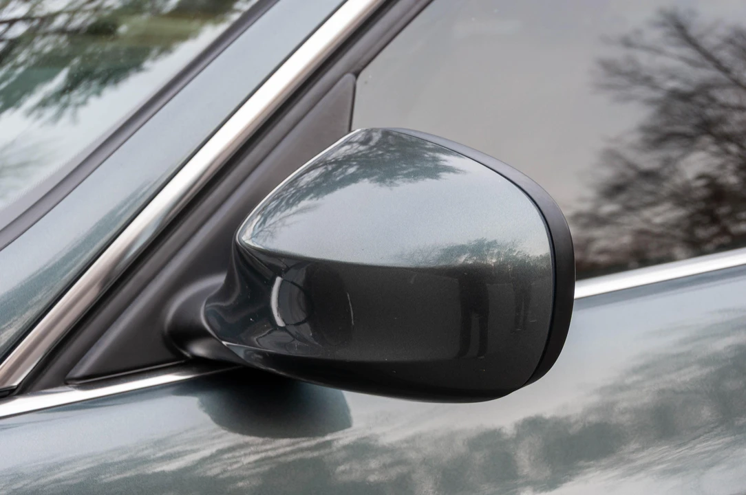 2011 BMW E90 3 Series Sedan - Image 18 of 31