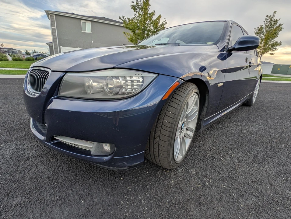 2011 BMW E90 3 Series Sedan - Image 6 of 31