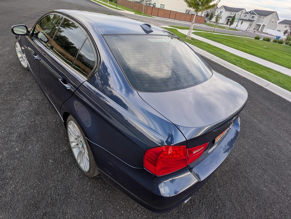2011 BMW E90 3 Series Sedan - Image 13 of 31