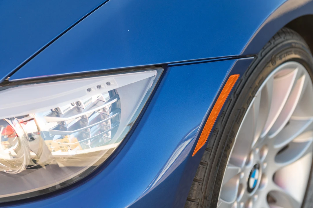 2011 BMW E90 3 Series Sedan - Image 21 of 31