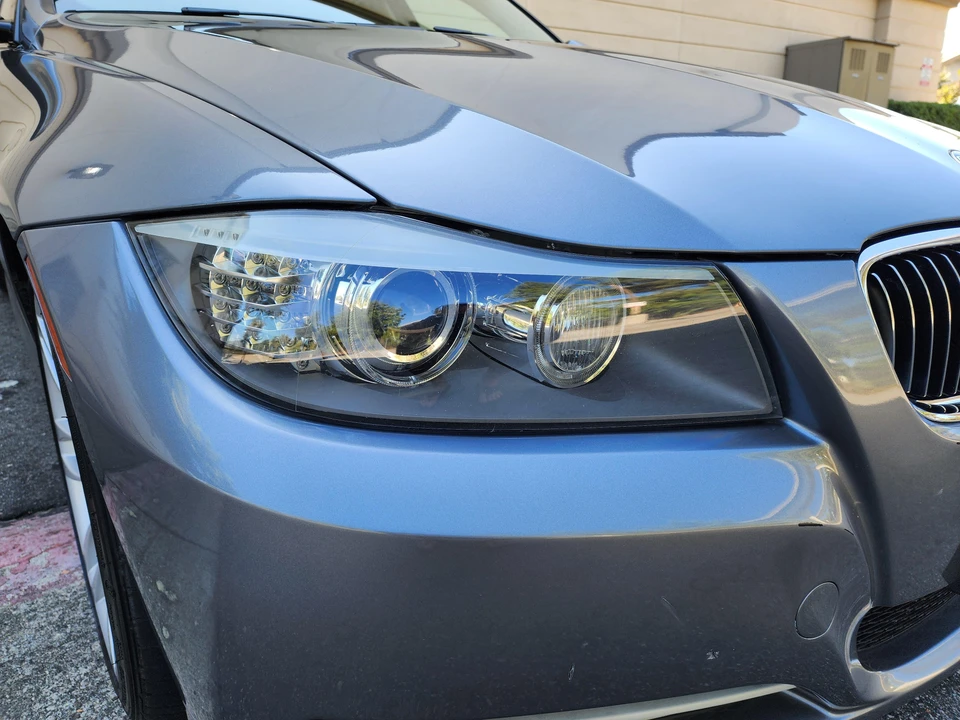 2011 BMW E90 3 Series Sedan - Image 9 of 31