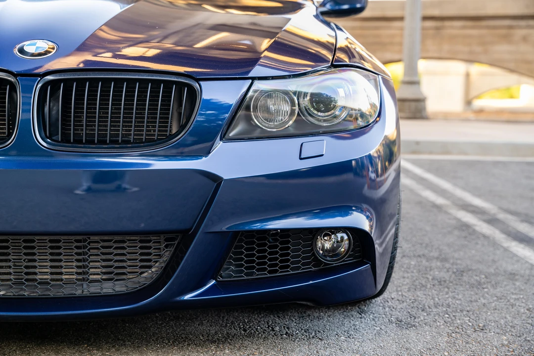 2011 BMW E90 3 Series Sedan - Image 30 of 31