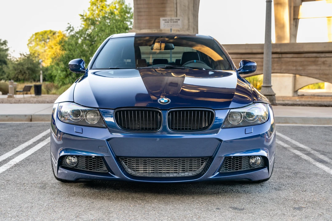 2011 BMW E90 3 Series Sedan - Image 7 of 31