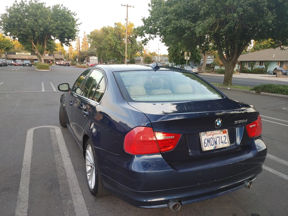 2011 BMW E90 335i Sedan - Image 28 of 31