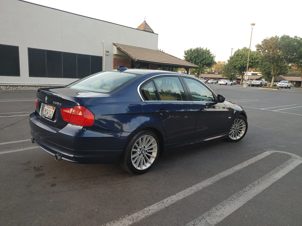 2011 BMW E90 335i Sedan - Image 21 of 31