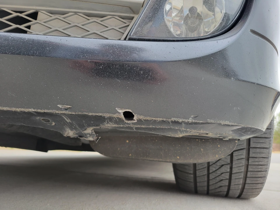 2011 BMW E90 3 Series Sedan - Image 11 of 31