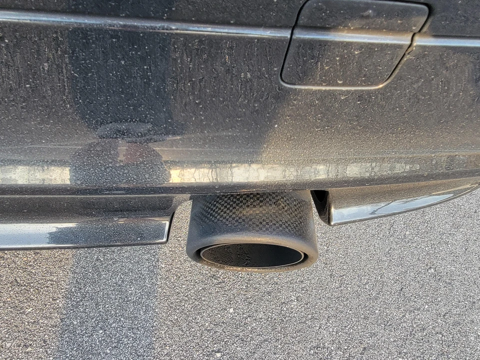 2011 BMW E90 3 Series Sedan - Image 18 of 31