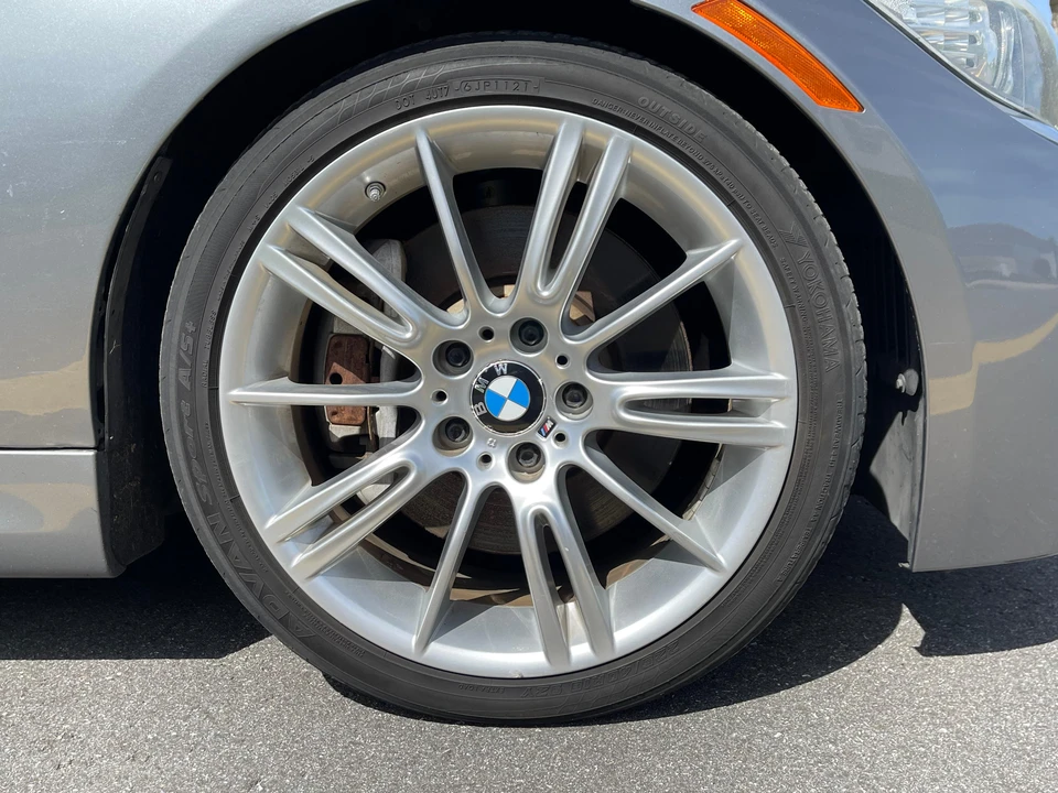 2011 BMW E90 3 Series Sedan - Image 30 of 31