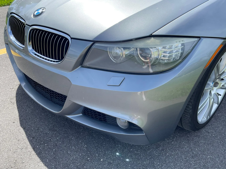 2011 BMW E90 3 Series Sedan - Image 10 of 31