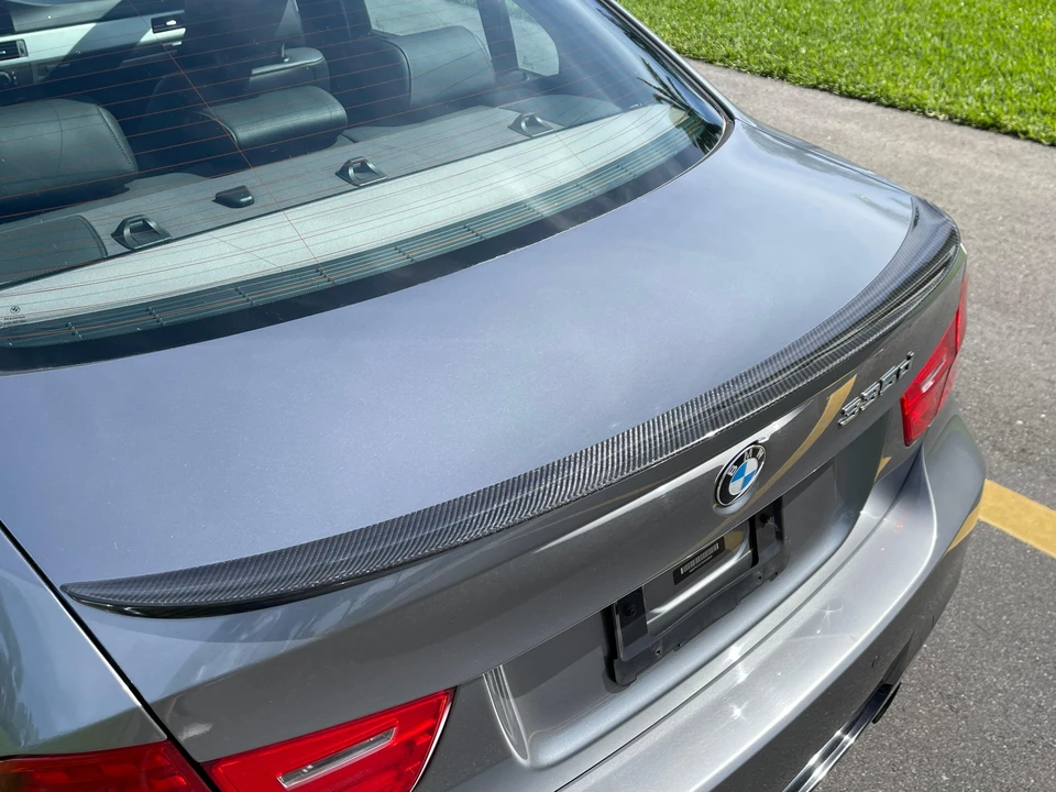 2011 BMW E90 3 Series Sedan - Image 15 of 31