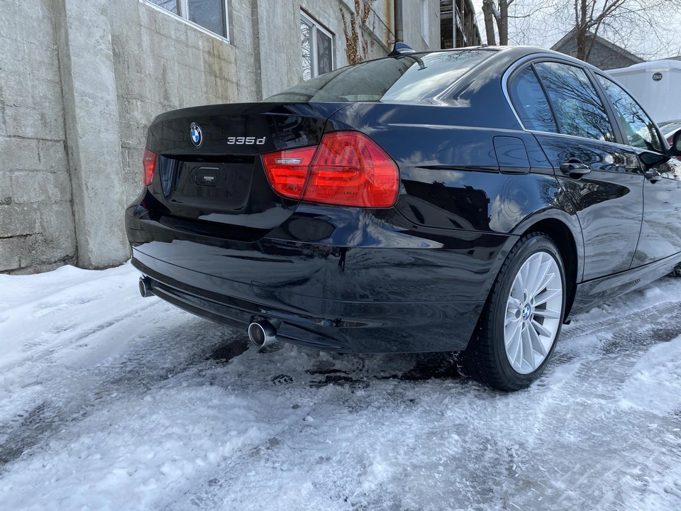 2011 BMW E90 3 Series Sedan - Image 19 of 31