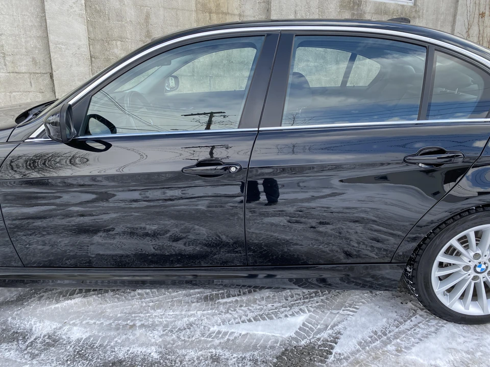 2011 BMW E90 3 Series Sedan - Image 16 of 31
