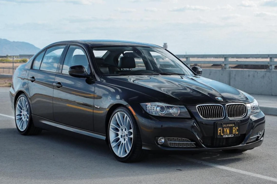 2011 BMW E90 3 Series Sedan - Image 3 of 11