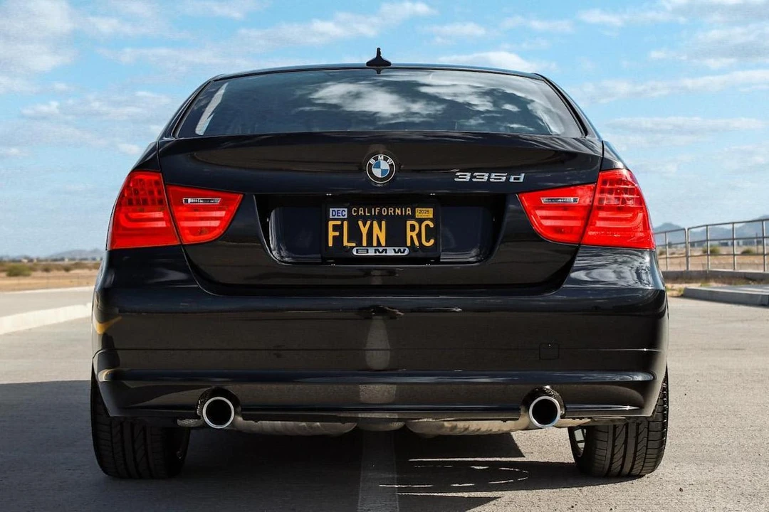 2011 BMW E90 3 Series Sedan - Image 5 of 11