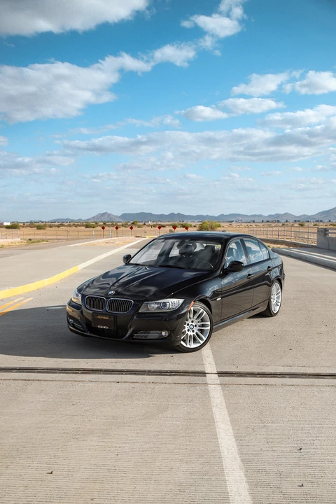 2011 BMW E90 3 Series Sedan - Image 7 of 11