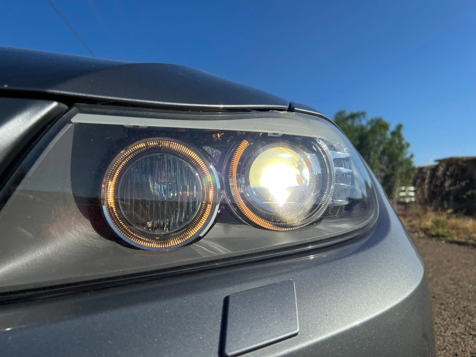 2011 BMW E90 3 Series Sedan - Image 30 of 31