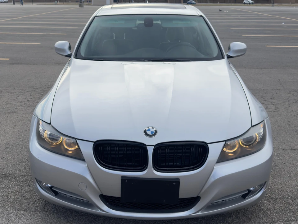 2011 BMW E90 3 Series Sedan - Image 6 of 31