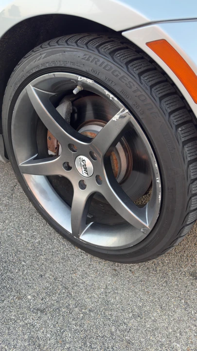 2011 BMW E90 3 Series Sedan - Image 27 of 31