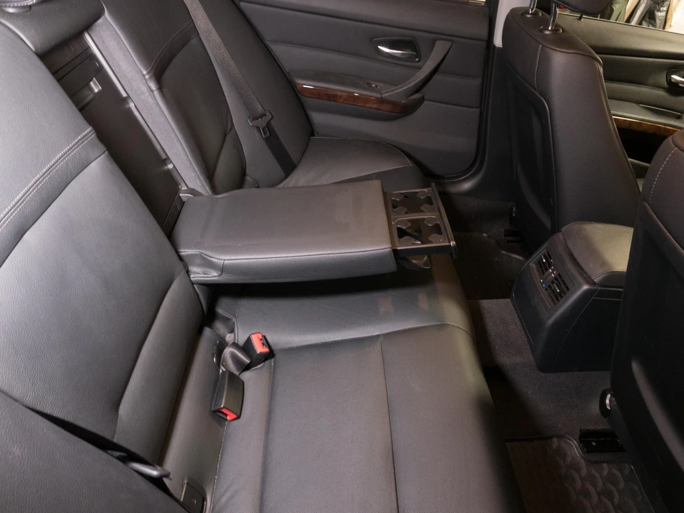 2011 BMW E90 3 Series Sedan - Image 31 of 31