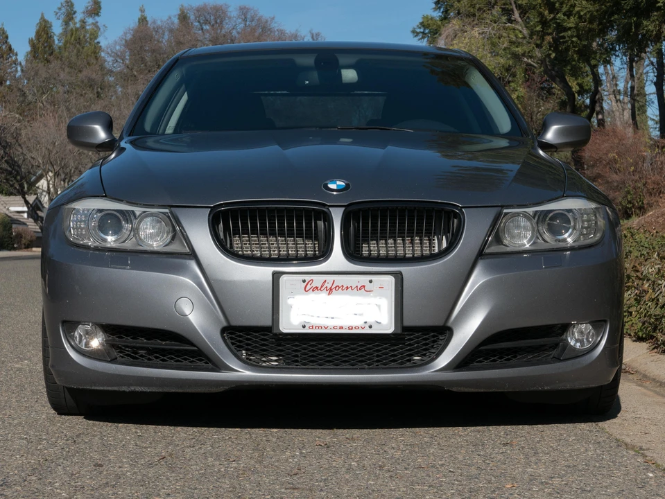 2011 BMW E90 3 Series Sedan - Image 6 of 31