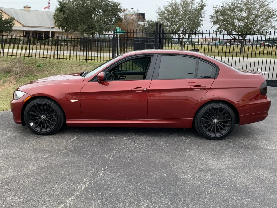 2011 BMW E90 3 Series Sedan - Image 2 of 6