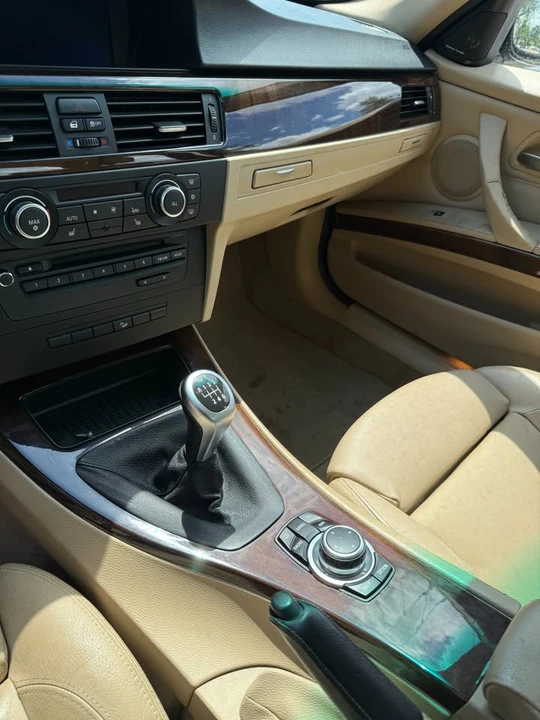 2011 BMW E90 335i Sedan - Image 9 of 15