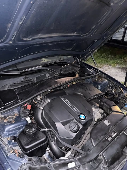 2011 BMW E90 335i Sedan - Image 14 of 15